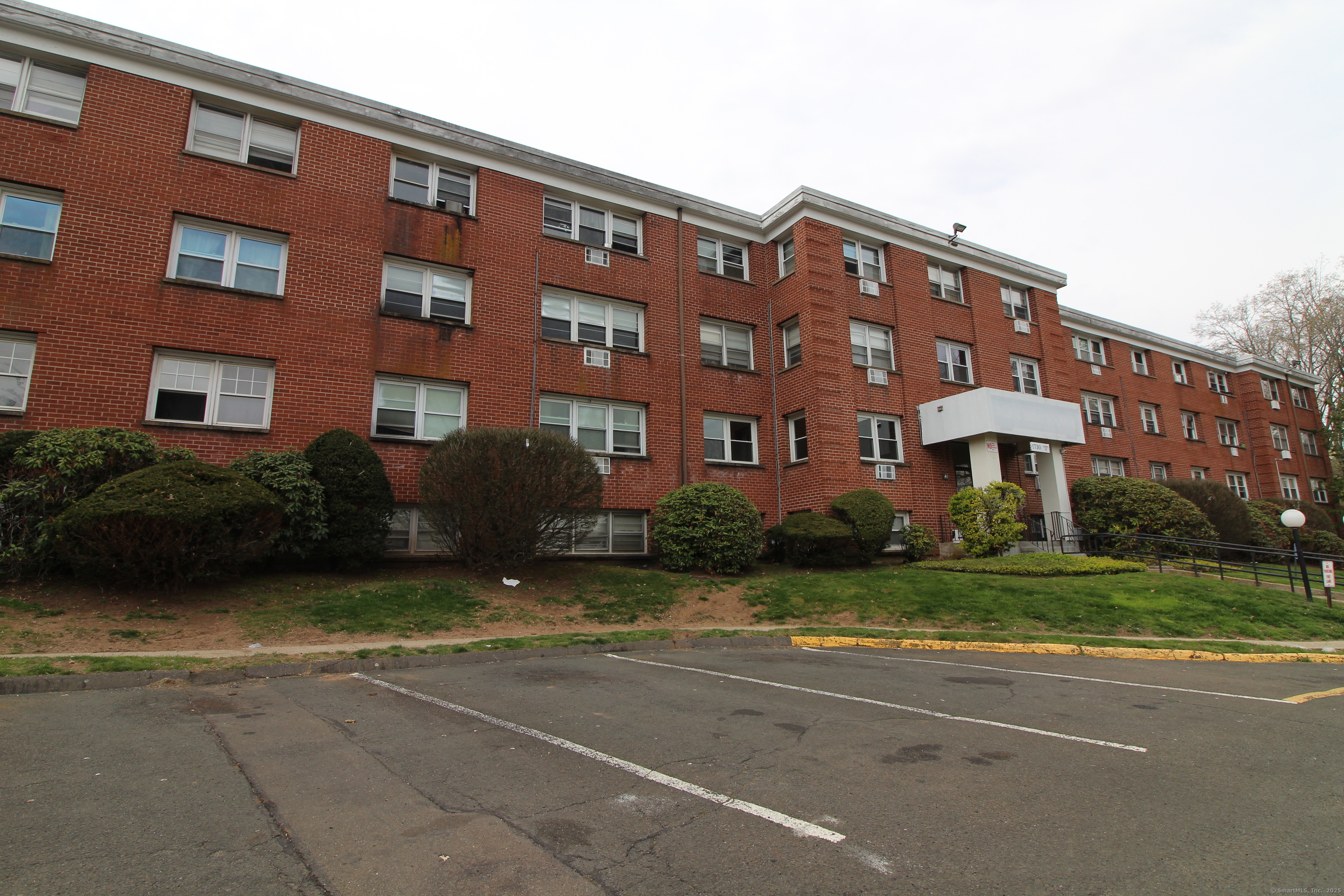 1730 State Street, Unit 203 Hamden, CT 06517 - Photo 1 of 1