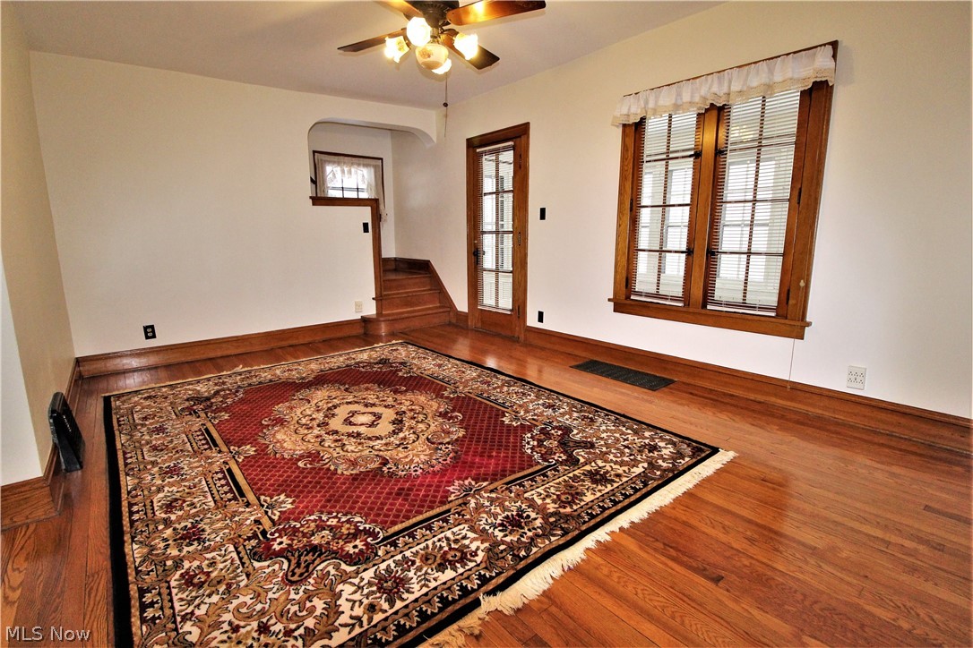 1932 Liberty Road Stow, OH 44224 - Photo 4 of 27 Gallery Image 4