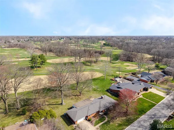 $375,000 | 120 South Fairway Drive, Belleville, IL 62223