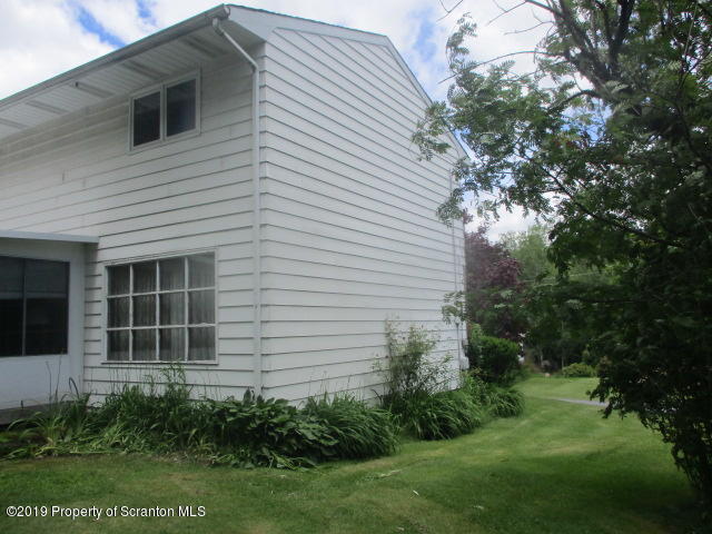 113 Sunset Road Moscow, PA 18444 - Photo 5 of 24