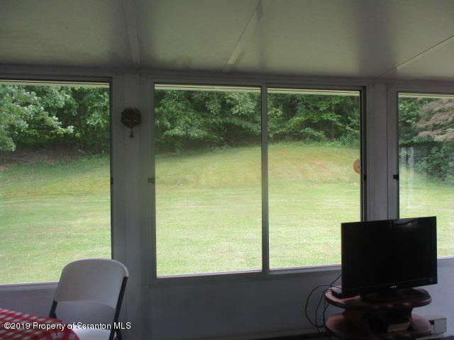 113 Sunset Road Moscow, PA 18444 - Photo 9 of 24