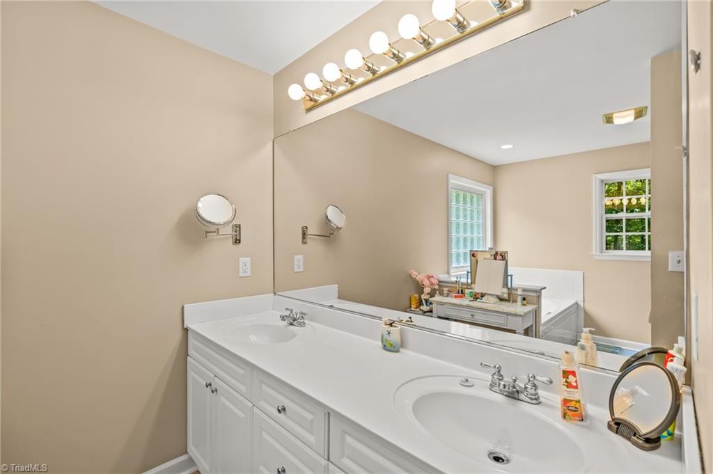 5805 Pine Hall Road Walnut Cove, NC 27052 - Photo 19 of 50 Gallery Image 19