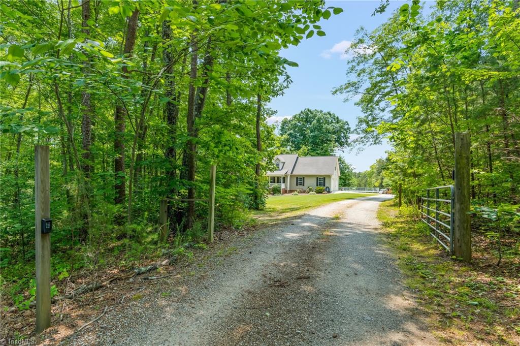 5805 Pine Hall Road Walnut Cove, NC 27052 - Photo 3 of 50 Gallery Image 3