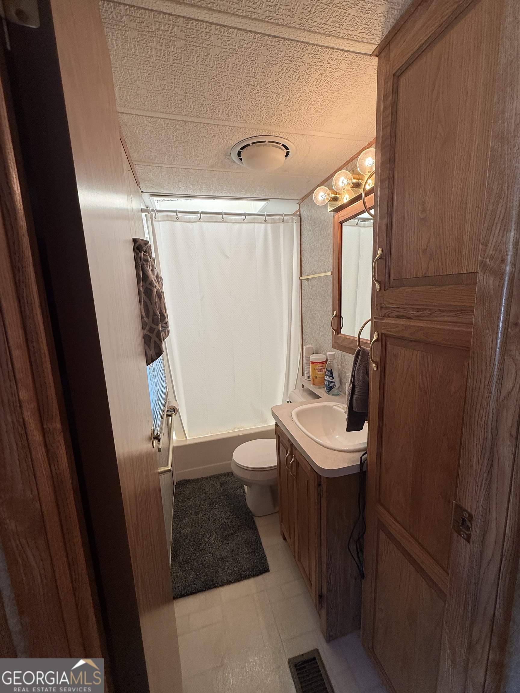 56 Nomad Trail Cleveland, GA 30528 - Photo 12 of 20