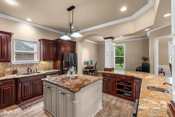 $659,000 | 252 Cattail Trail, Benton, LA 71006