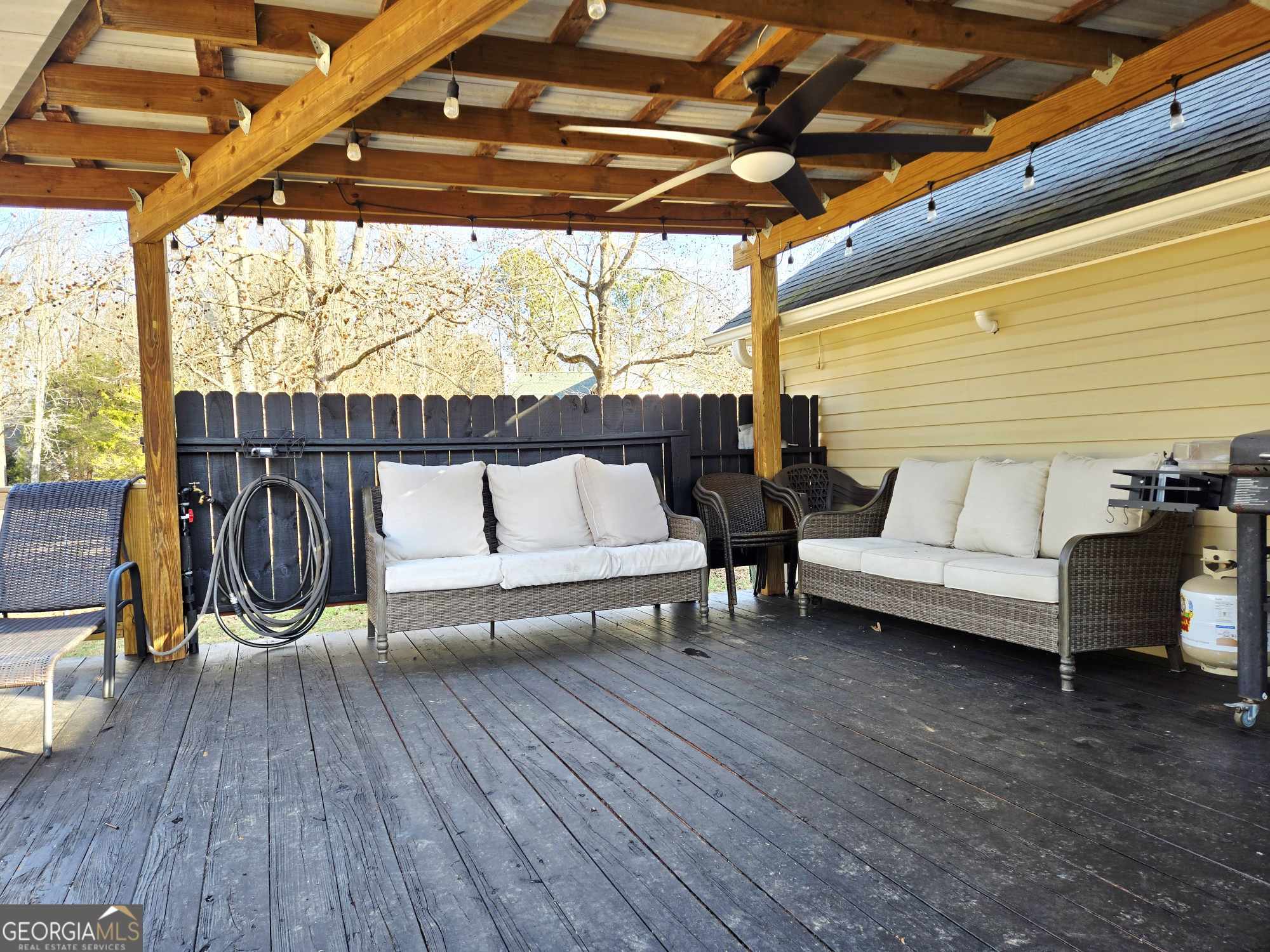 10 Shannons Lane Comer, GA 30629 - Photo 9 of 50 a view of sitting area with furniture and wooden floor