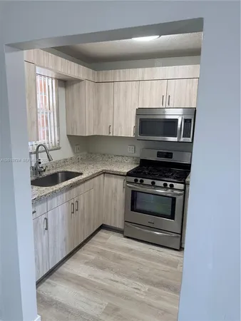 $2,600 | 2424 Southwest 12th Street, Unit 1, Miami, FL 33135