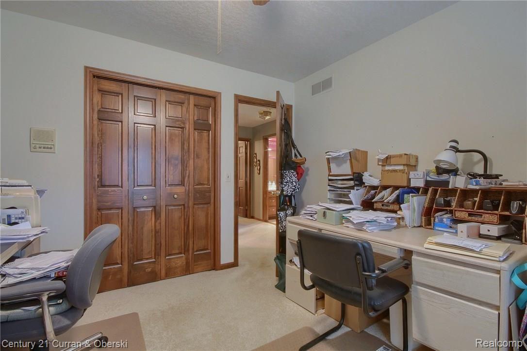 34201 Willow Road New Boston, MI 48164 - Photo 25 of 36 3rd_Bedroom_2nd_View.jpg