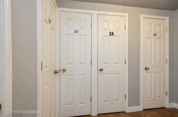 $137,000 | 6952 West 65th Street, Unit 2B, Chicago, IL 60638