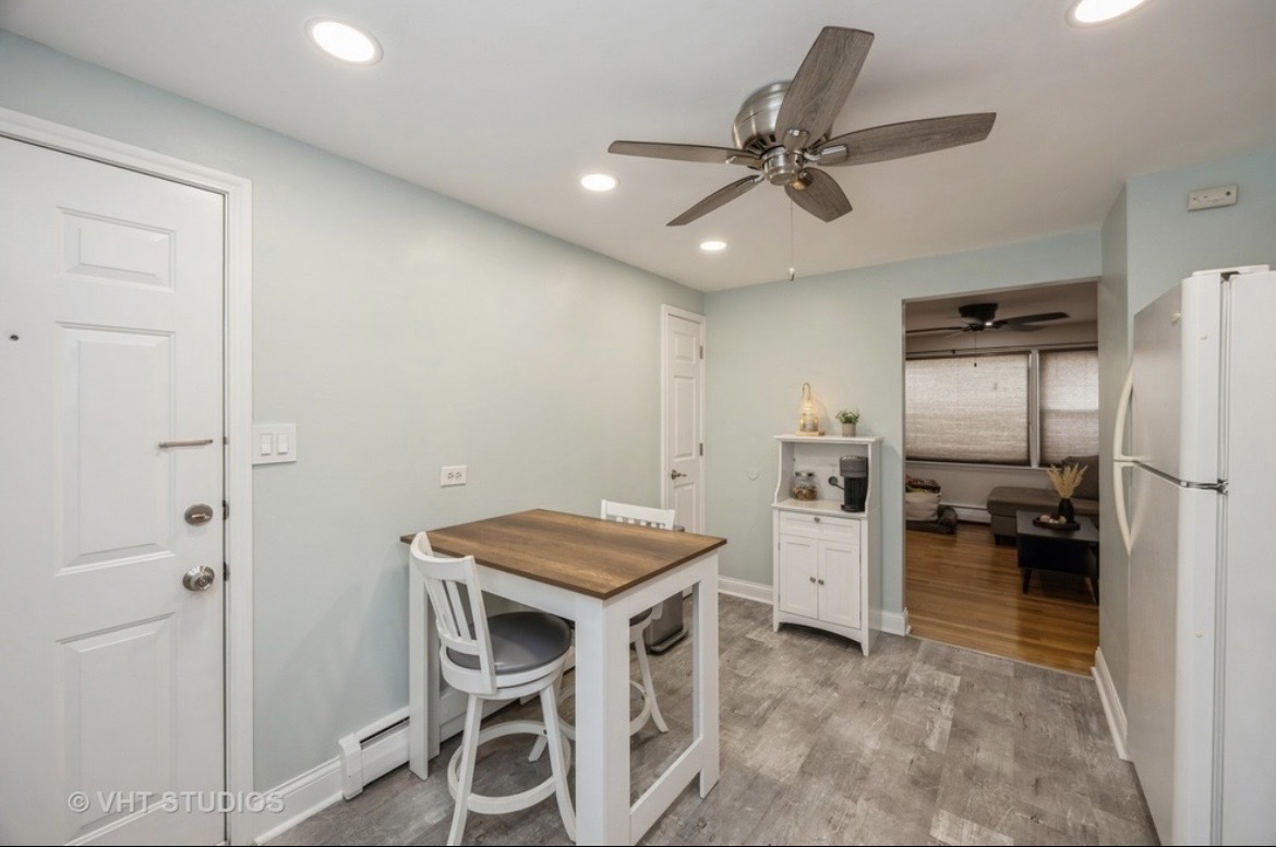 6952 West 65th Street, Unit 2B Chicago, IL 60638 - Photo 9 of 15