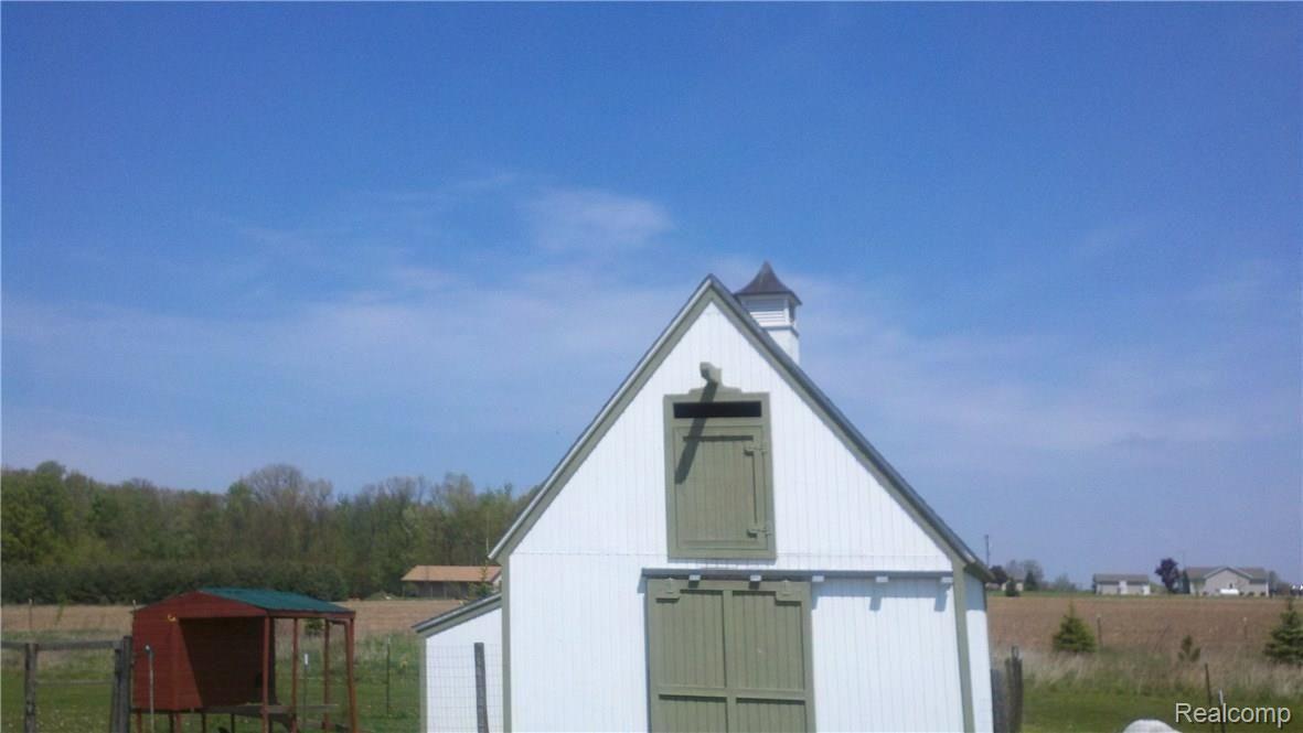 4297 Slattery Road North Branch, MI 48461 - Photo 13 of 26 2012-05-08_12-09-13_922.jpg