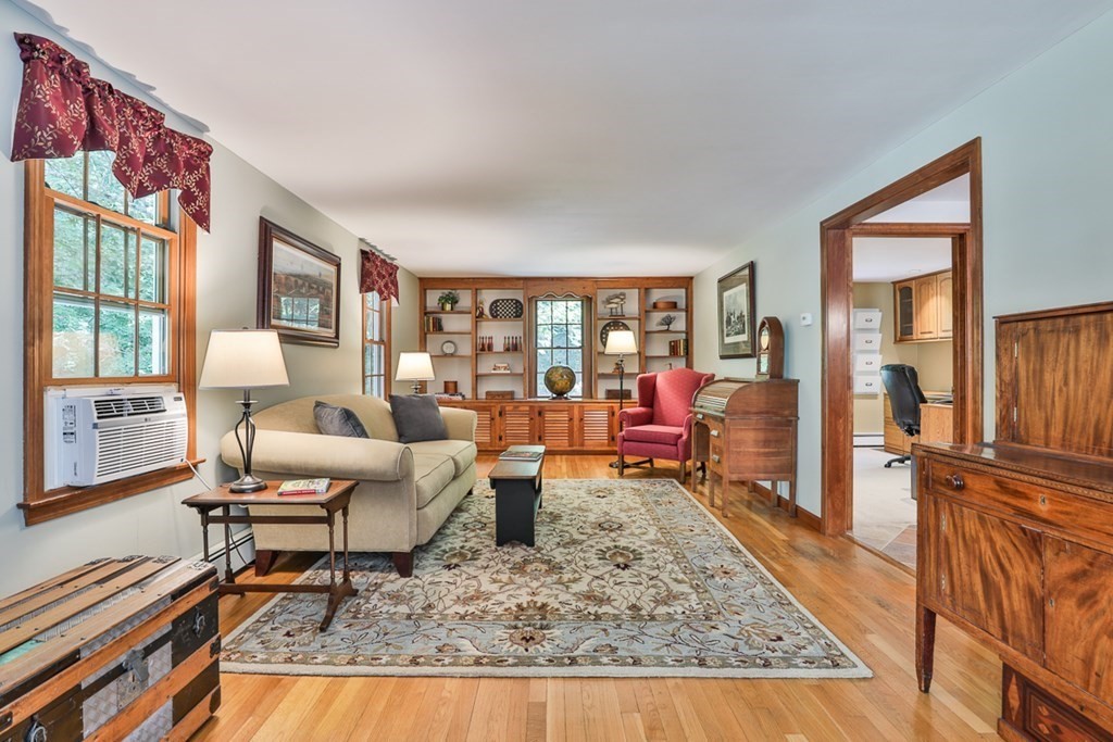 35 Curtis Road Boxford, MA 01921 - Photo 16 of 42