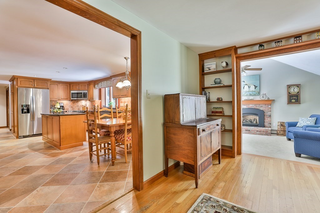 35 Curtis Road Boxford, MA 01921 - Photo 18 of 42