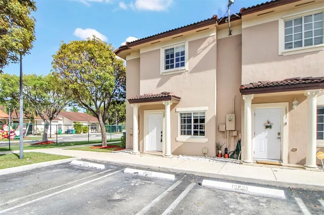 $2,700 | 16911 Southwest 137th Court, Miami, FL 33177