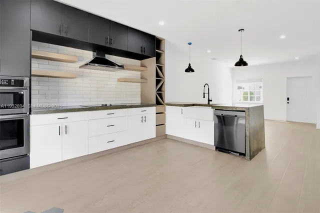 $2,700 | 16911 Southwest 137th Court, Miami, FL 33177