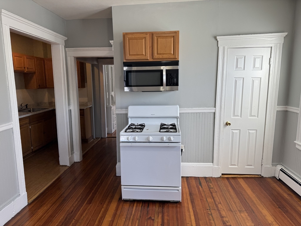 129 South Elm Street, Unit 1R Haverhill, MA 01835 - Photo 2 of 6