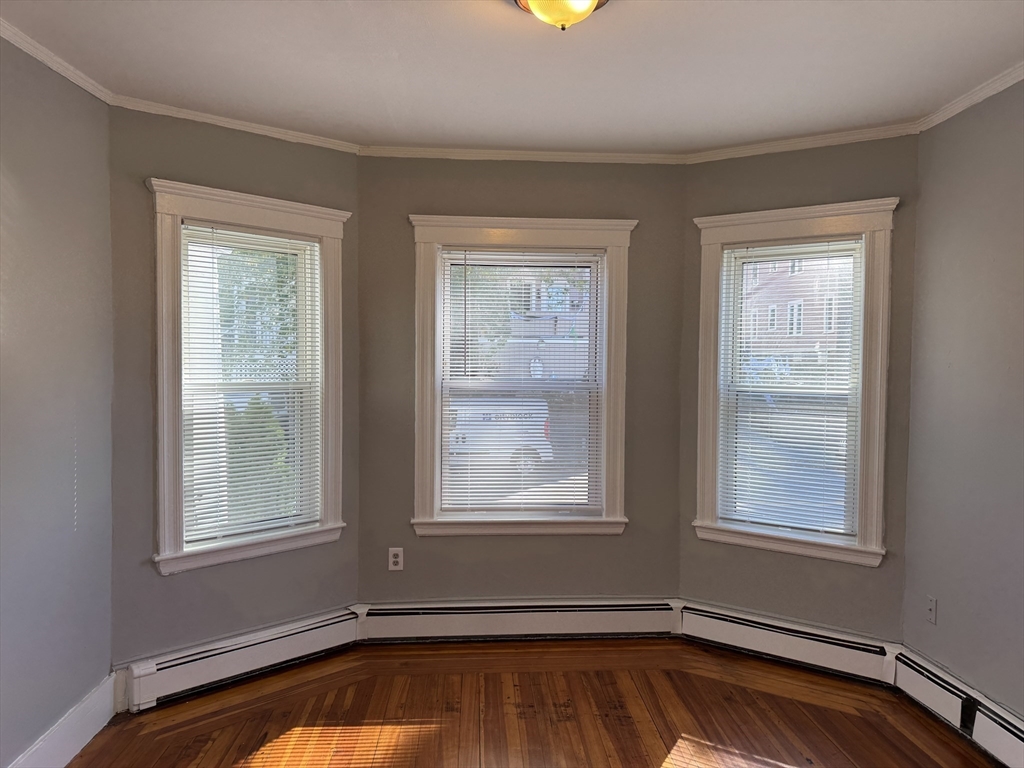 129 South Elm Street, Unit 1R Haverhill, MA 01835 - Photo 5 of 6