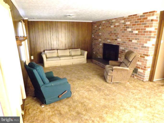 3412 Falling Green Road Olney, MD 20832 - Photo 20 of 30 Family Room