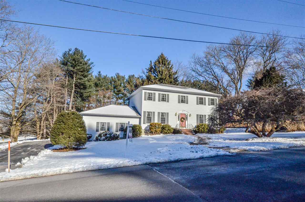 70 Ridge Road Manchester, NH 03104 - Photo 1 of 20