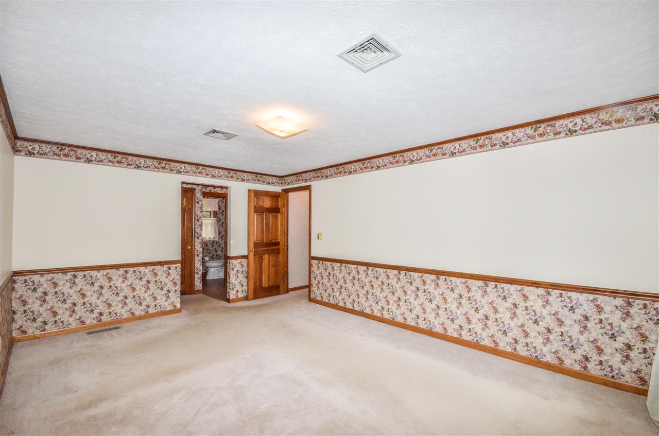70 Ridge Road Manchester, NH 03104 - Photo 11 of 20