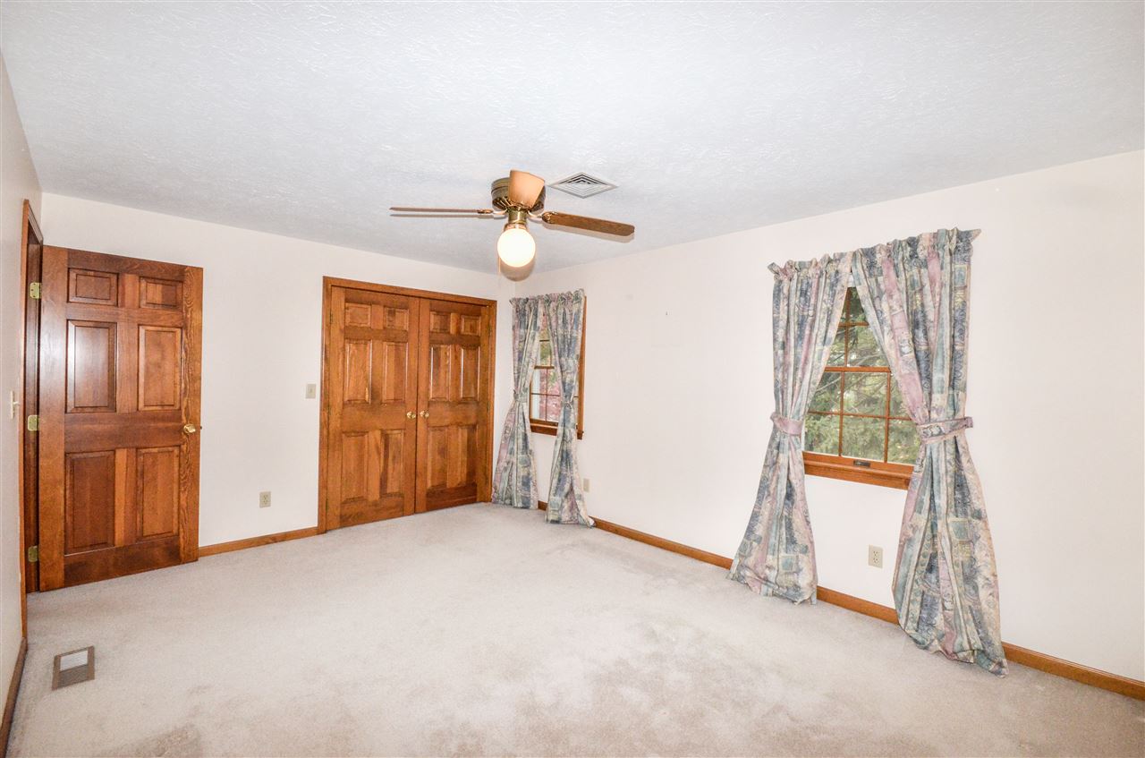 70 Ridge Road Manchester, NH 03104 - Photo 15 of 20