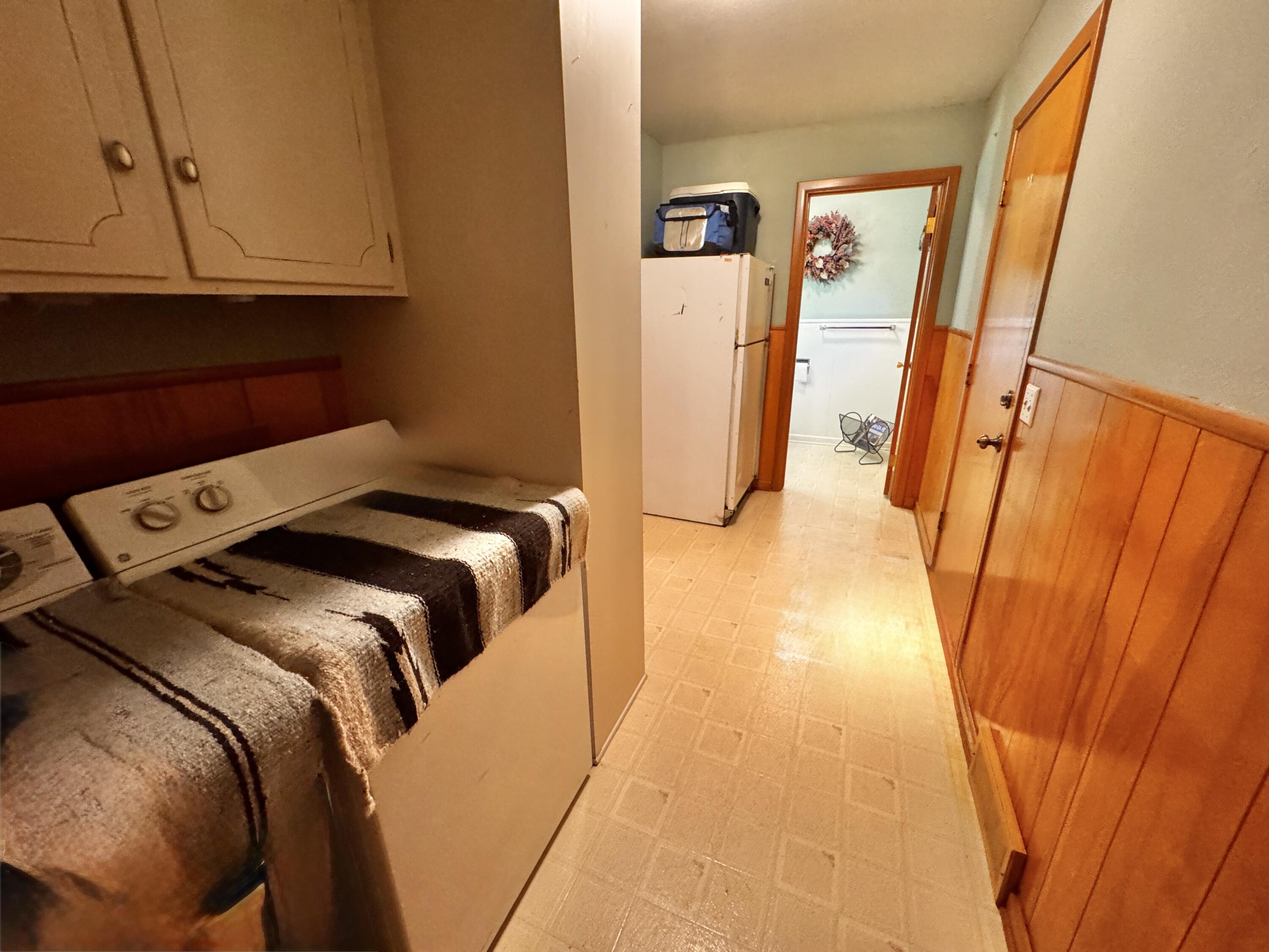 1403 Amarillo Plainview, TX 79072 - Photo 23 of 48 a view of walk in closet with large window