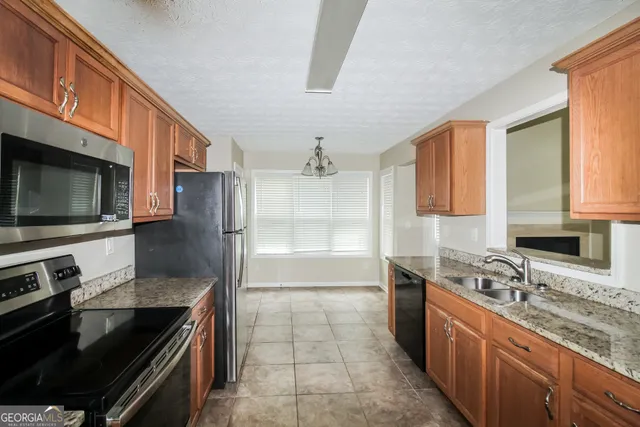 $2,095 | 30 Shenandoah Drive, Covington, GA 30016