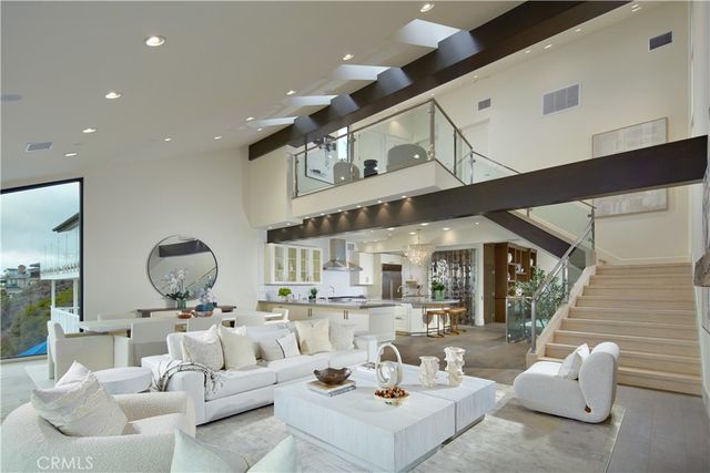$29,950,000 | 33 Bay Drive, Laguna Beach, CA 92651