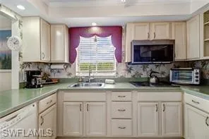 $3,500 | 5 High Point Circle West, Unit 211, Naples, FL 34103