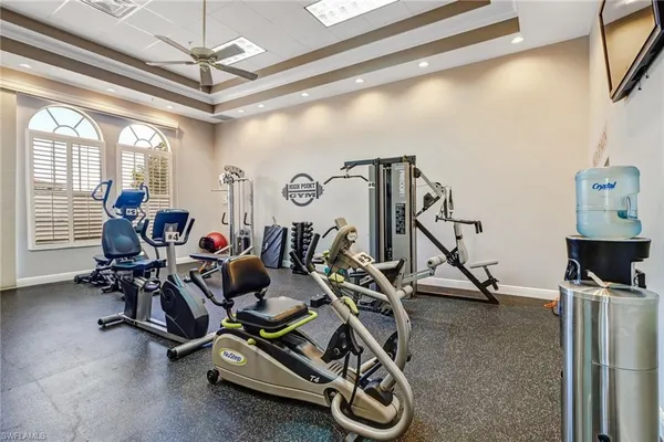 $3,500 | 5 High Point Circle West, Unit 211, Naples, FL 34103