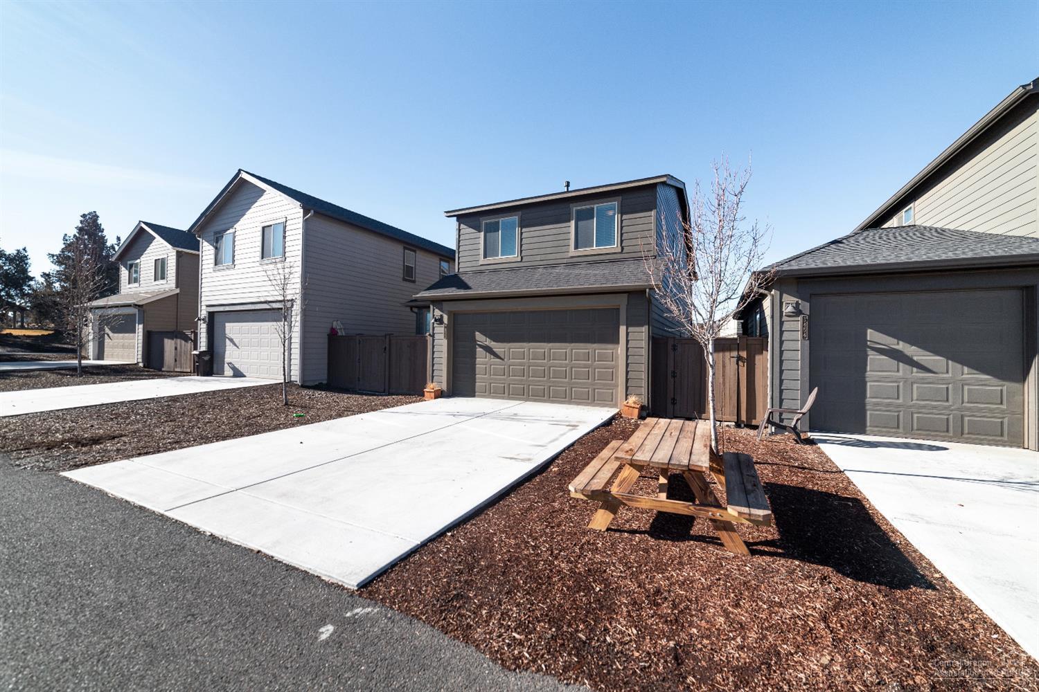 3460 Southwest 28th Street Redmond, OR 97756 - Photo 21 of 21 Additional Photo
