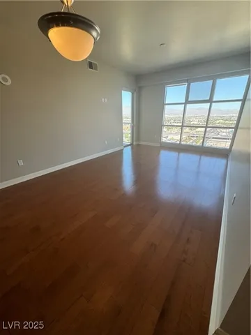 $2,250 | 150 South Las Vegas Boulevard, Unit 2103, Las Vegas, NV 89101