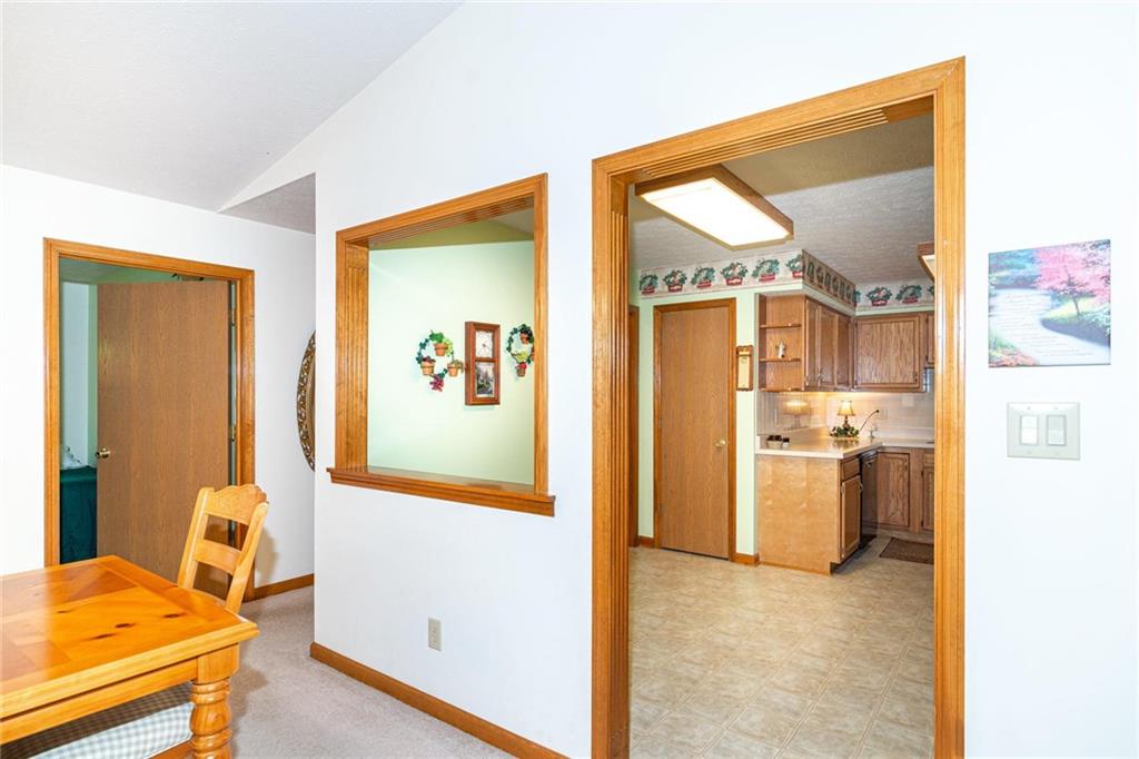 5711 Misty Ridge Circle Indianapolis, IN 46237 - Photo 15 of 30 Gallery Image 15