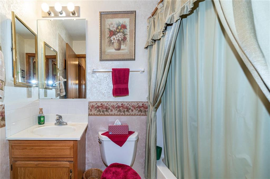 5711 Misty Ridge Circle Indianapolis, IN 46237 - Photo 29 of 30 Gallery Image 29