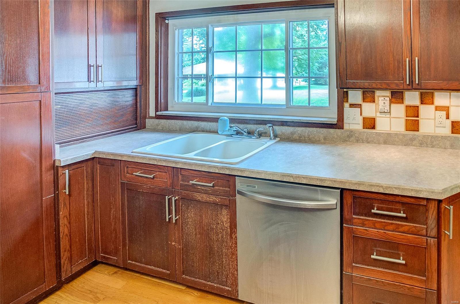 145 Orchard Drive Belleville, IL 62221 - Photo 16 of 60