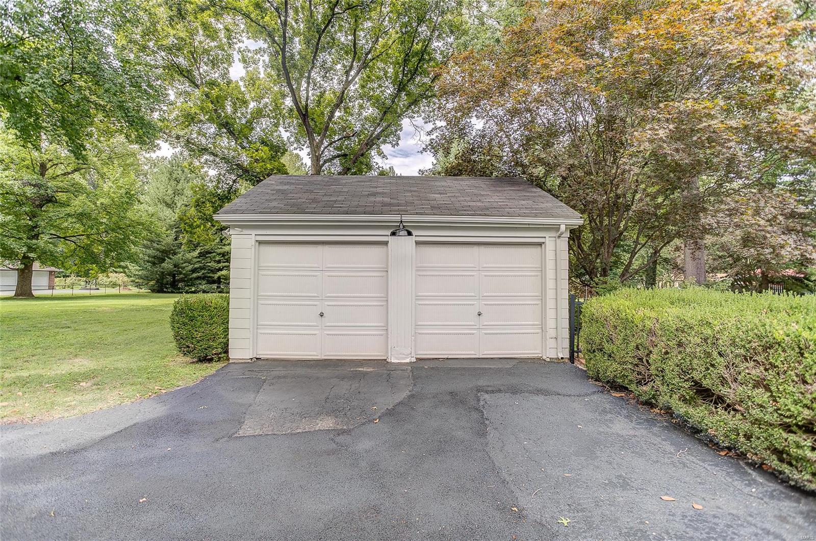 145 Orchard Drive Belleville, IL 62221 - Photo 36 of 60