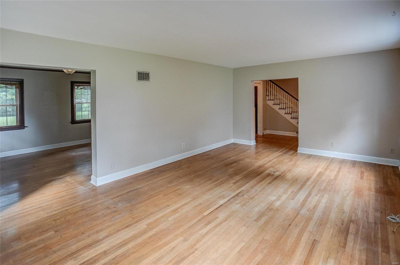 145 Orchard Drive Belleville, IL 62221 - Photo 6 of 60