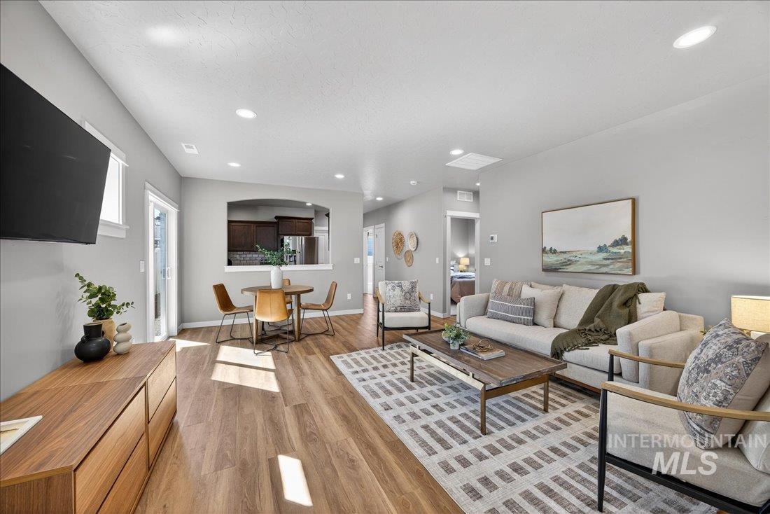 437 West Contender Drive Meridian, ID 83642 - Photo 5 of 26