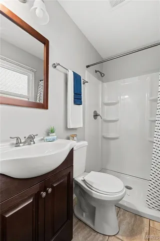 $239,900 | 4453 Remus Drive, Florissant, MO 63033