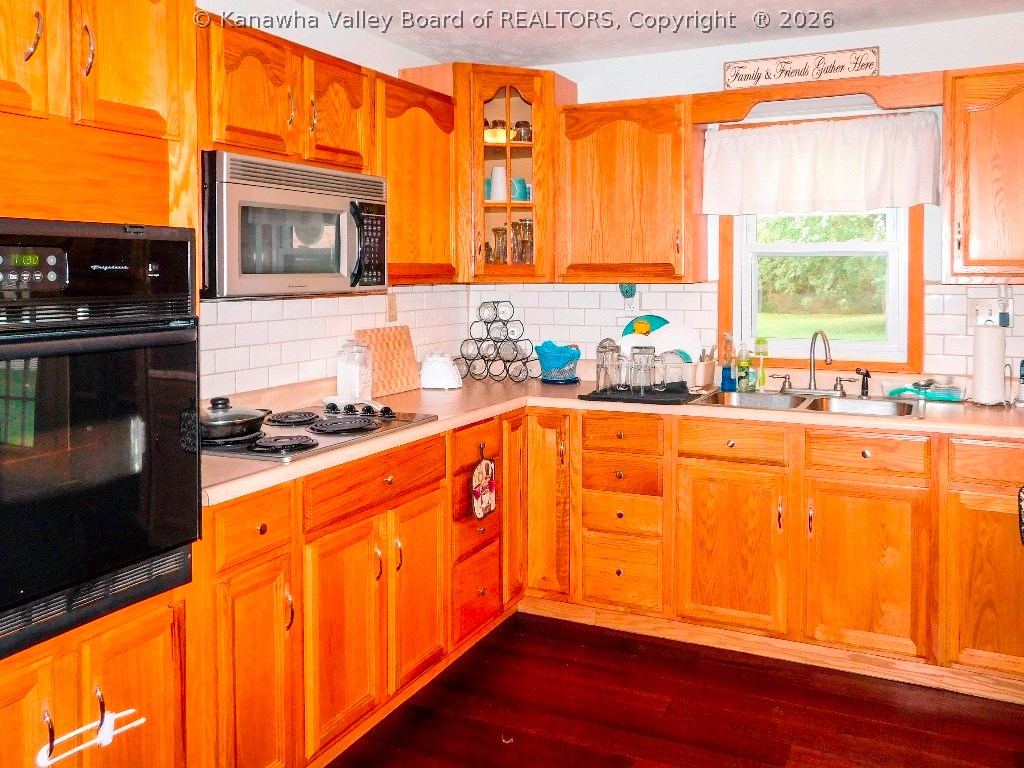 54 Dublin Road Leon, WV 25123 - Photo 5 of 10 Gallery Image 5