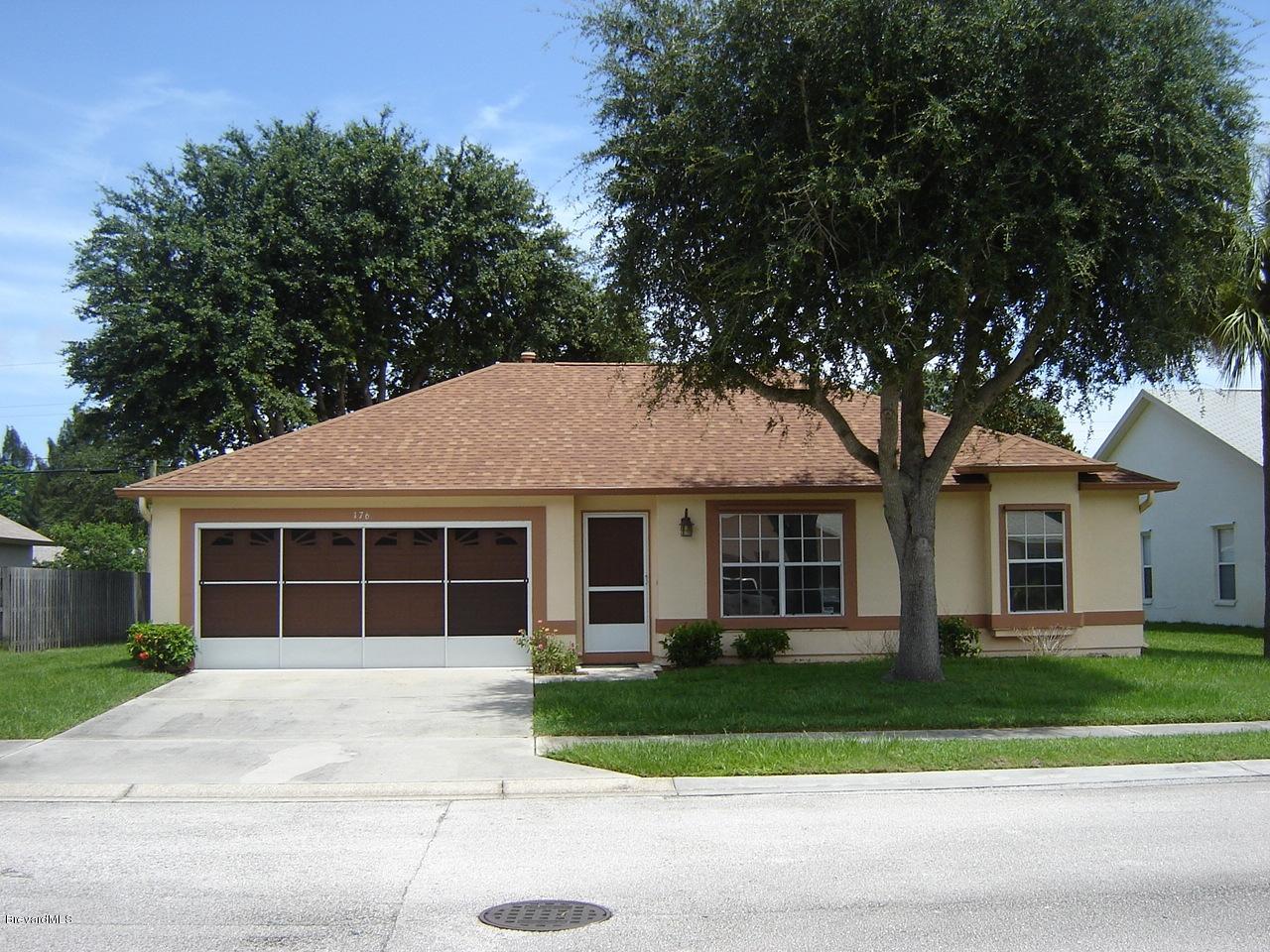 176 Crystal Lake Road Melbourne, FL 32901 - Photo 1 of 12 003
