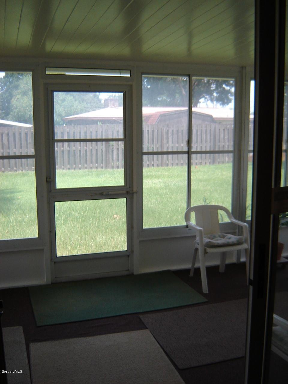 176 Crystal Lake Road Melbourne, FL 32901 - Photo 11 of 12 028