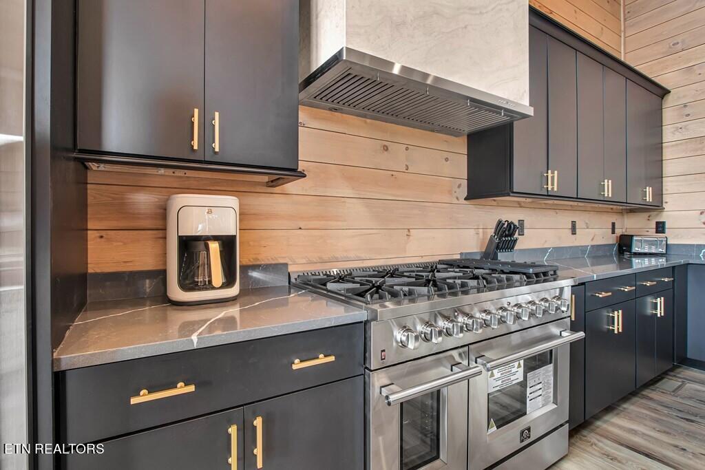 2665 Cloud View Drive Sevierville, TN 37862 - Photo 12 of 46 12