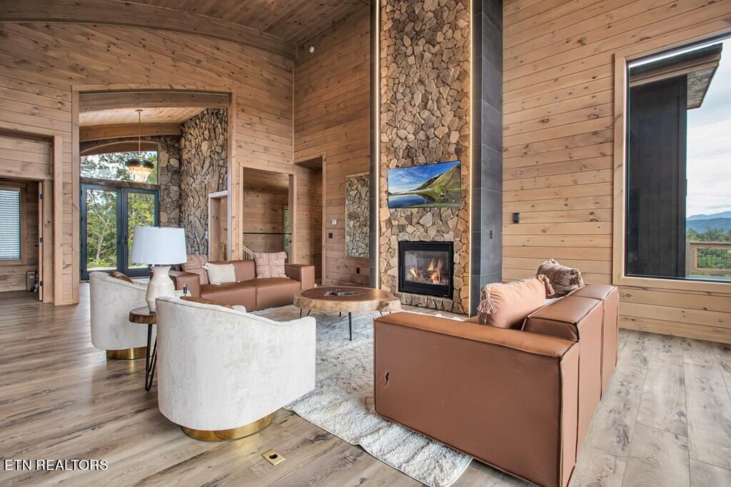 2665 Cloud View Drive Sevierville, TN 37862 - Photo 6 of 46 6