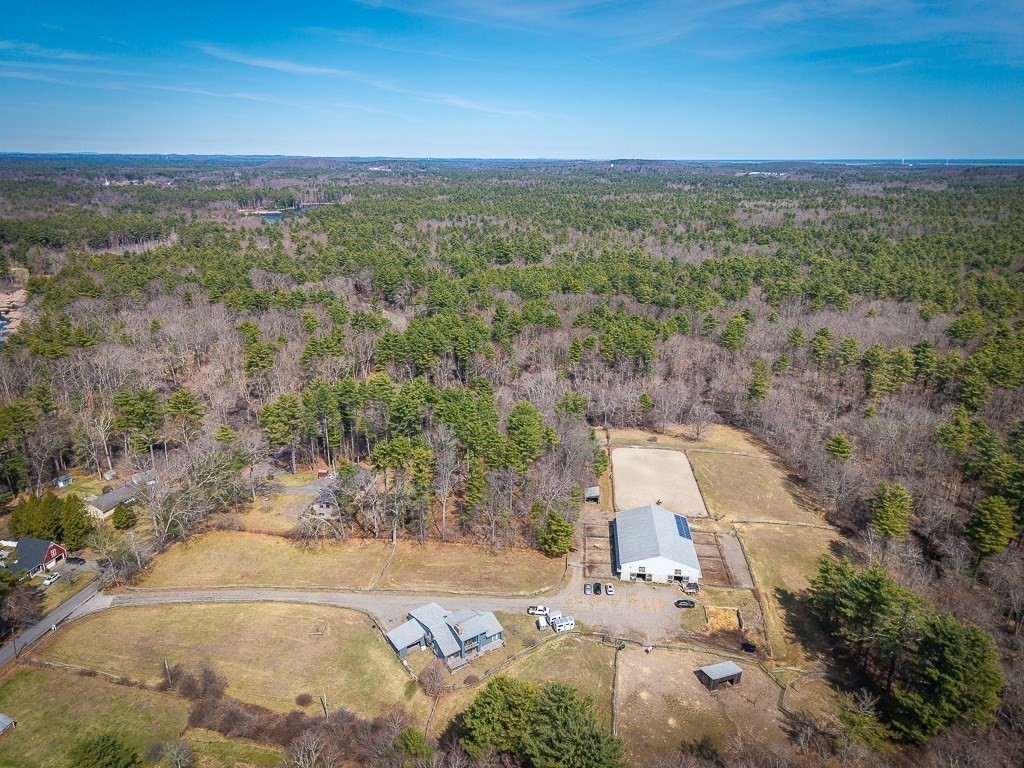 37 East Street Topsfield, MA 01983 - Photo 4 of 39