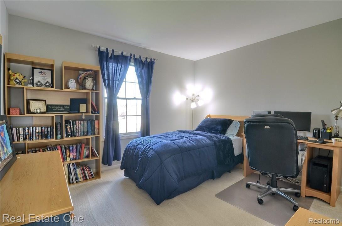 1990 Beaver Creek Drive Rochester, MI 48307 - Photo 26 of 45 3rd_Bedroom.jpg