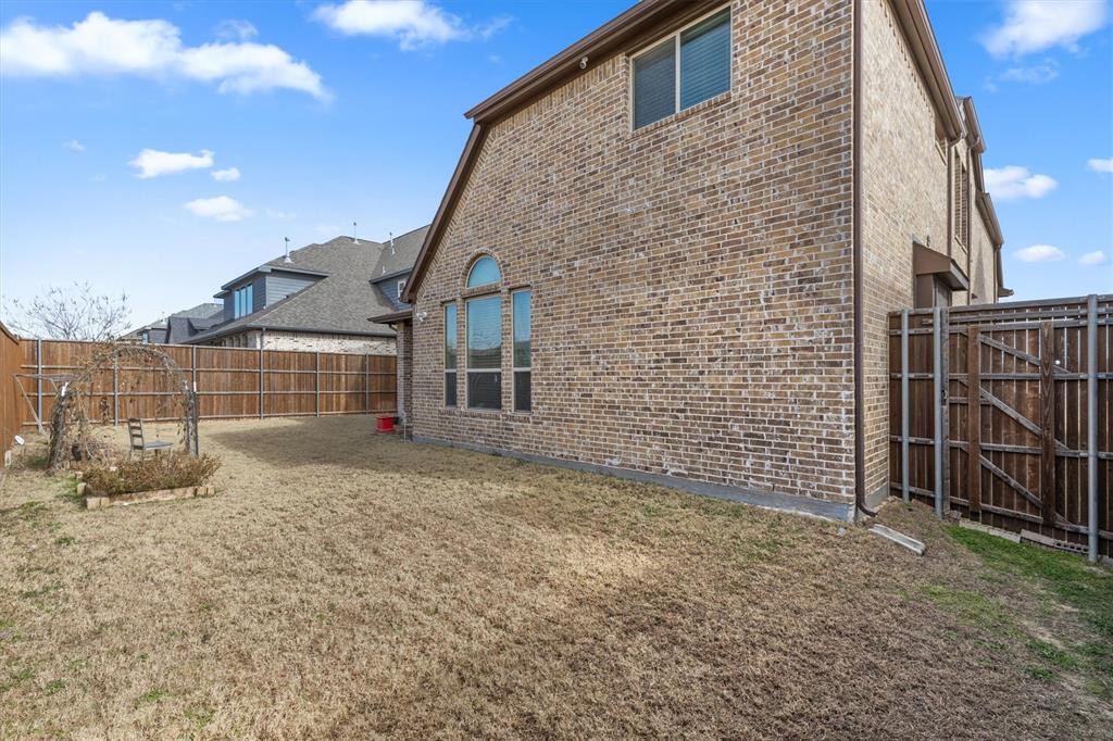 10611 Ferdinand View Frisco, TX 75035 - Photo 29 of 40