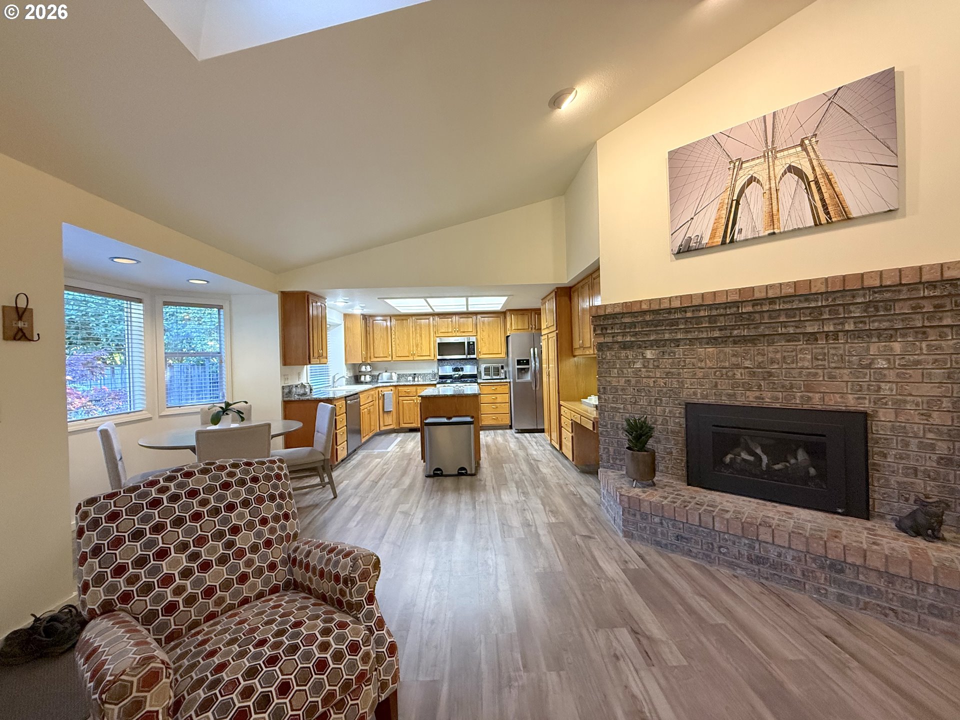 1487 Kyiv Street Springfield, OR 97477 - Photo 11 of 48 Family Room