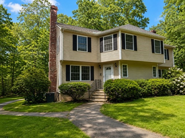 19 Fairview Road, Unit A Framingham, MA 01702 - Photo 16 of 28