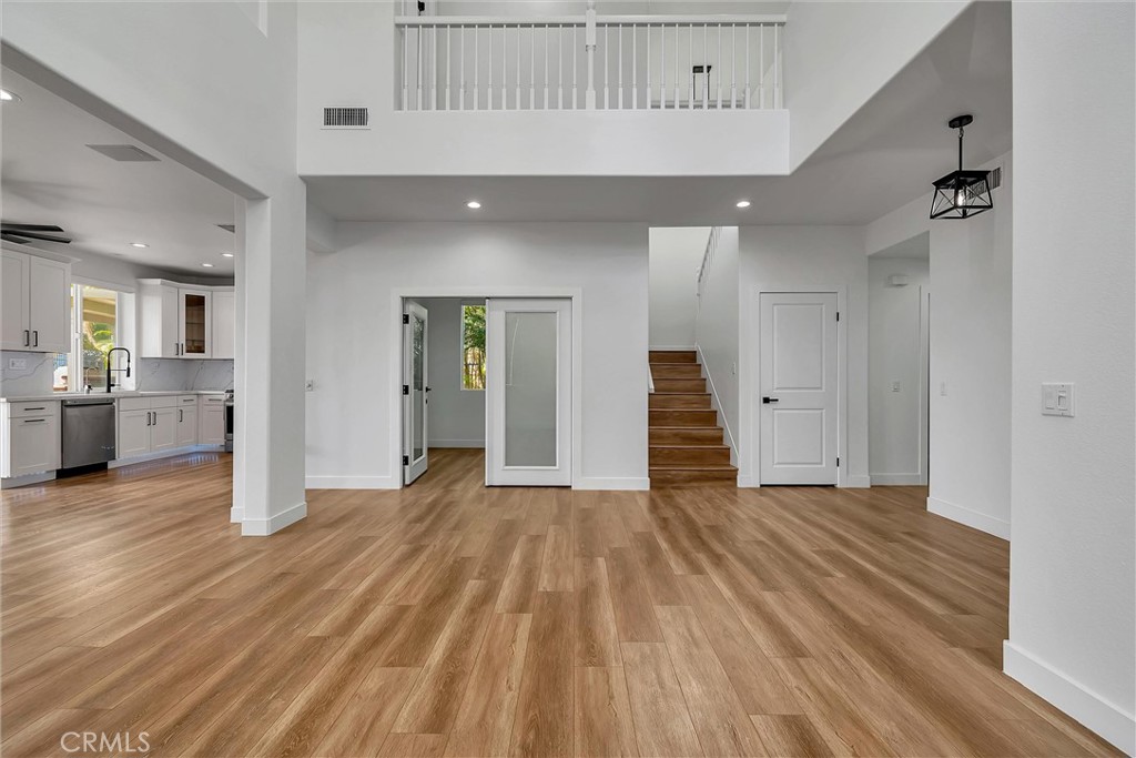 11205 Ravenna Lane Porter Ranch, CA 91326 - Photo 11 of 50 Gallery Image 11